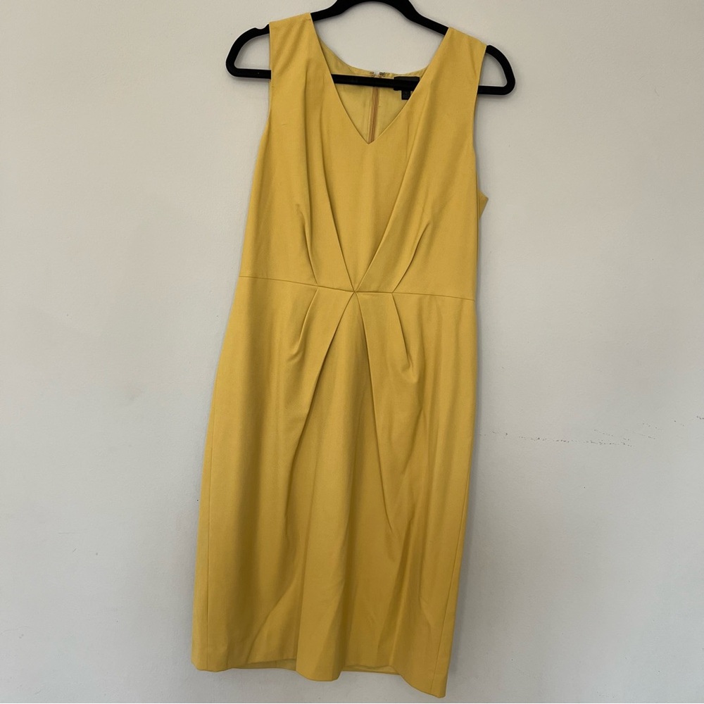 NWOT Banana Republic Sleeveless Sheath Dress